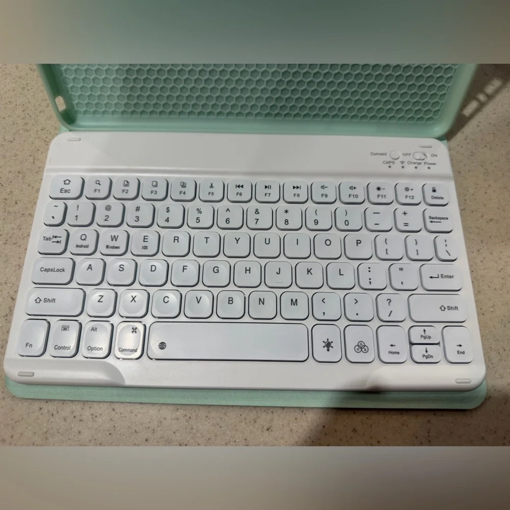 Green and White Bluetooth Keyboard IPad Case